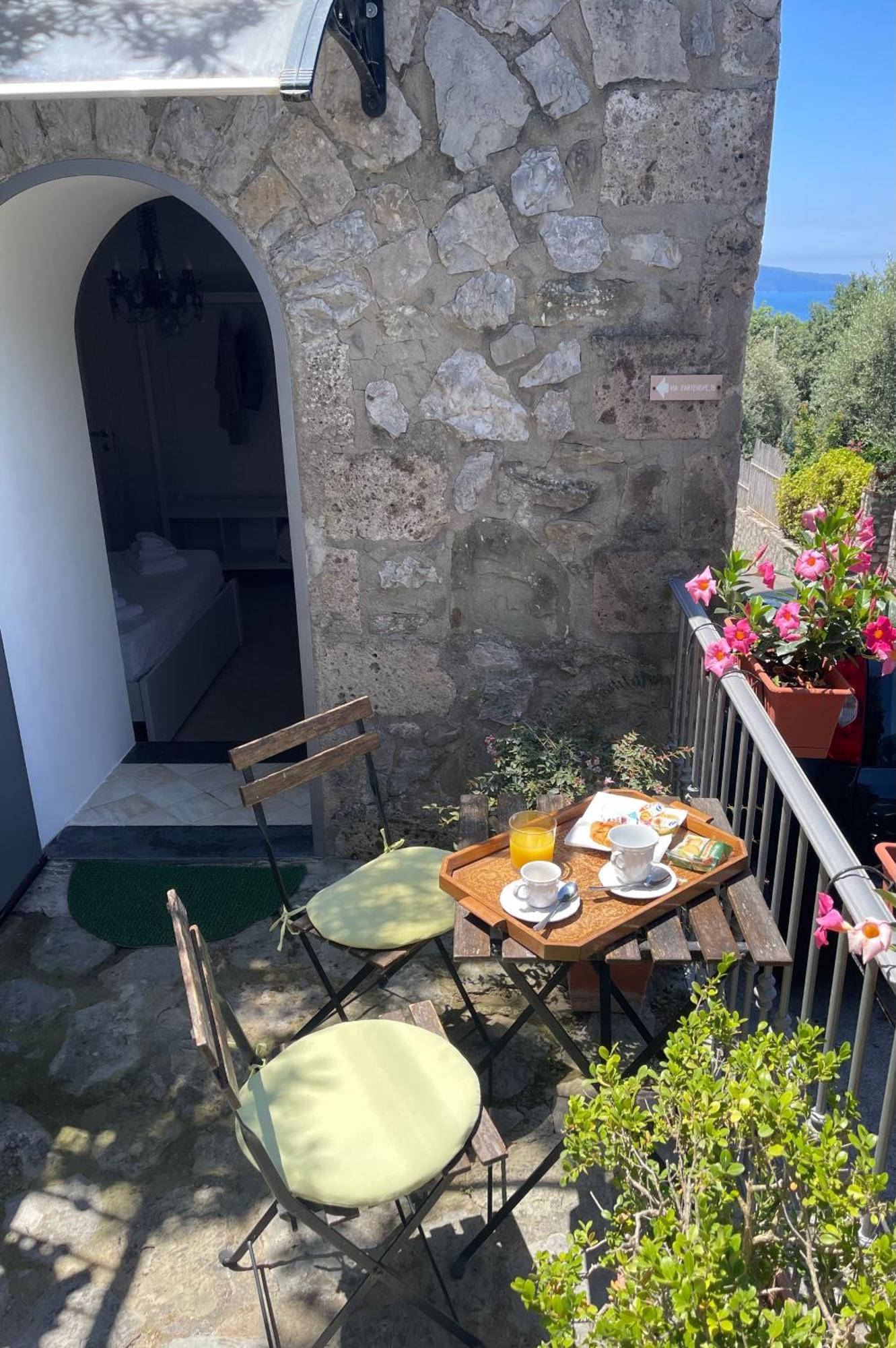 Villa Valentina Suite Маса Лубрензе Екстериор снимка