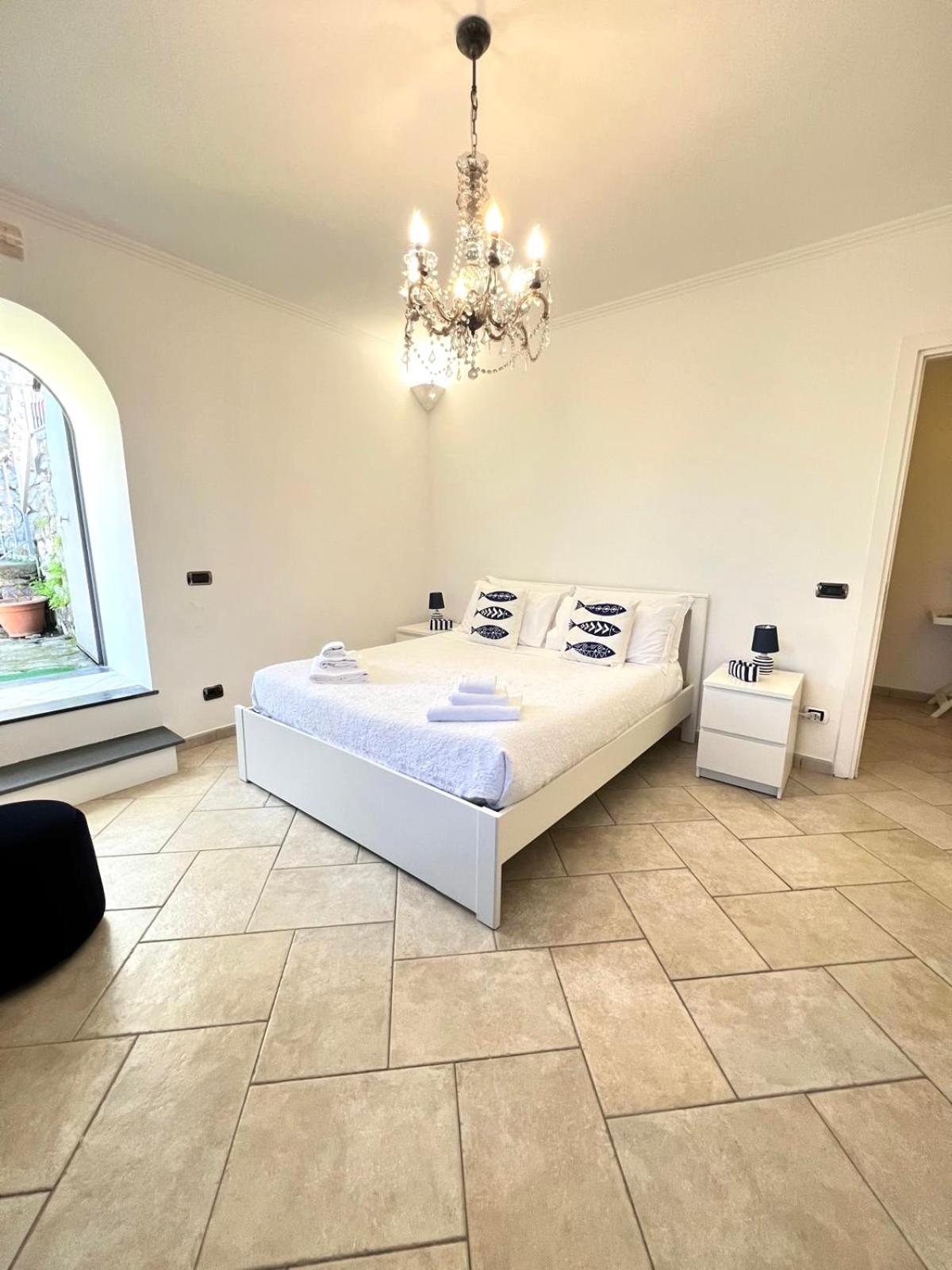 Villa Valentina Suite Маса Лубрензе Екстериор снимка